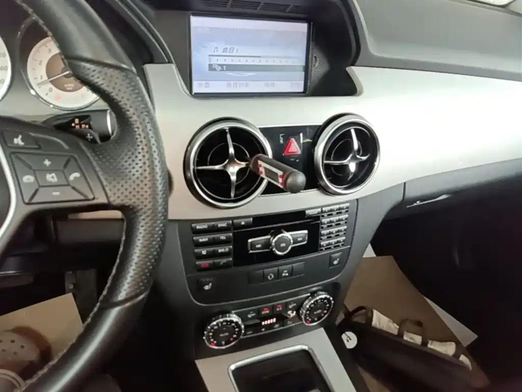 Mercedes-Benz GLK-Class 2013 GLK 300 4MATIC Dynamic Sunroof фото 13