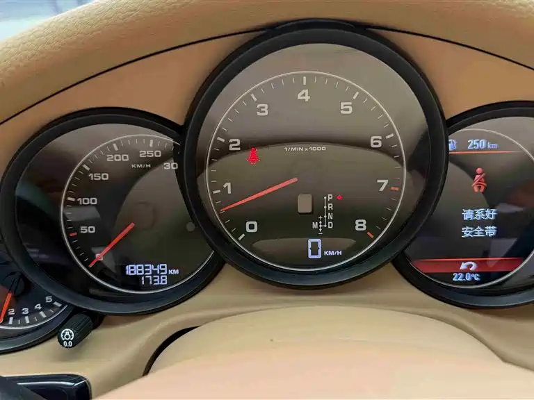 Porsche Panamera 2014 Panamera 3.0T фото 21