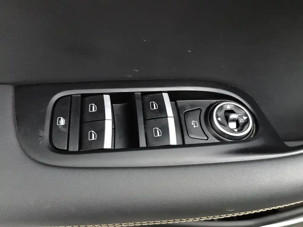 Chery Tiggo 8 2025 2025 Excellence 230TCI Manual Comfort 5-seater