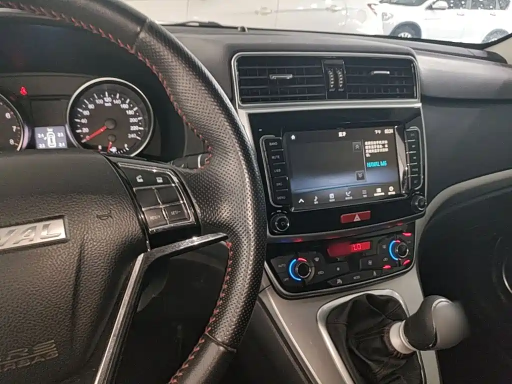 Фото 10 - Haval M6