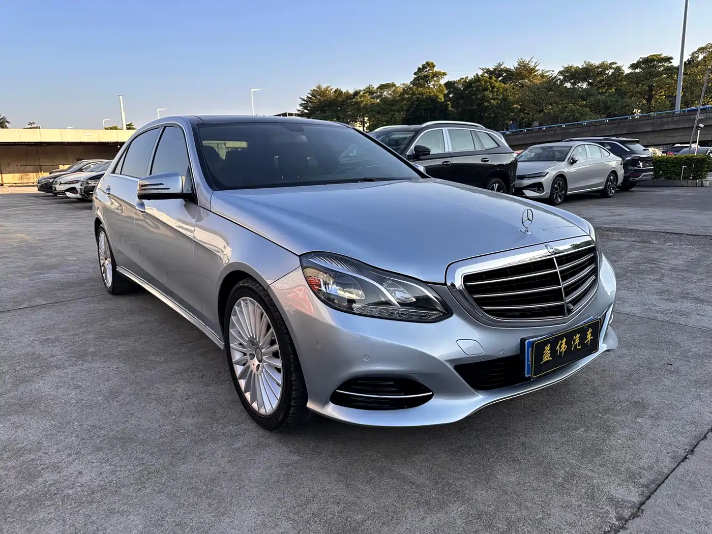 Mercedes-Benz E-Class 2015 Facelift E 260 L фото 2
