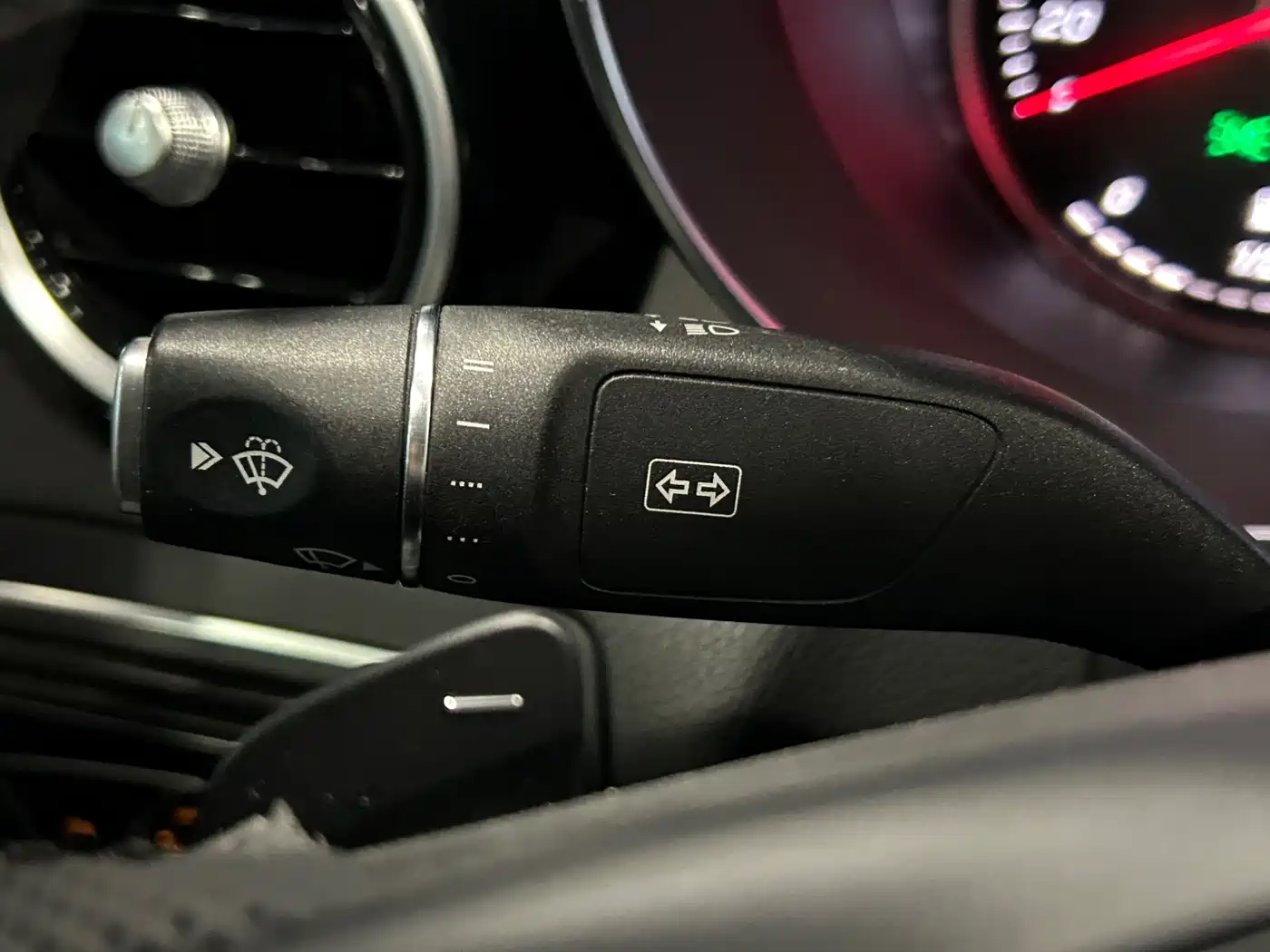 Mercedes-Benz C-Class 2018 C 200 L Sport Achievement Special Edition фото 13