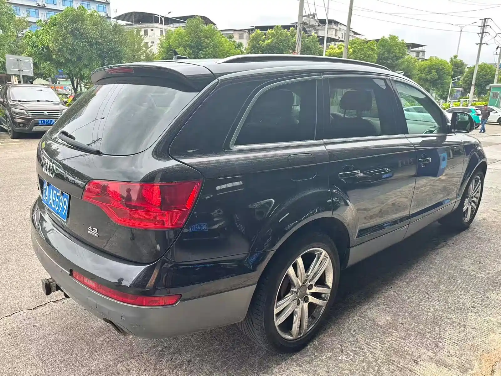 Фото 8 - Audi Q7