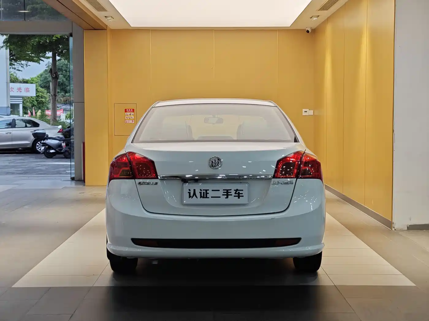 Фото 27 - Buick Excelle