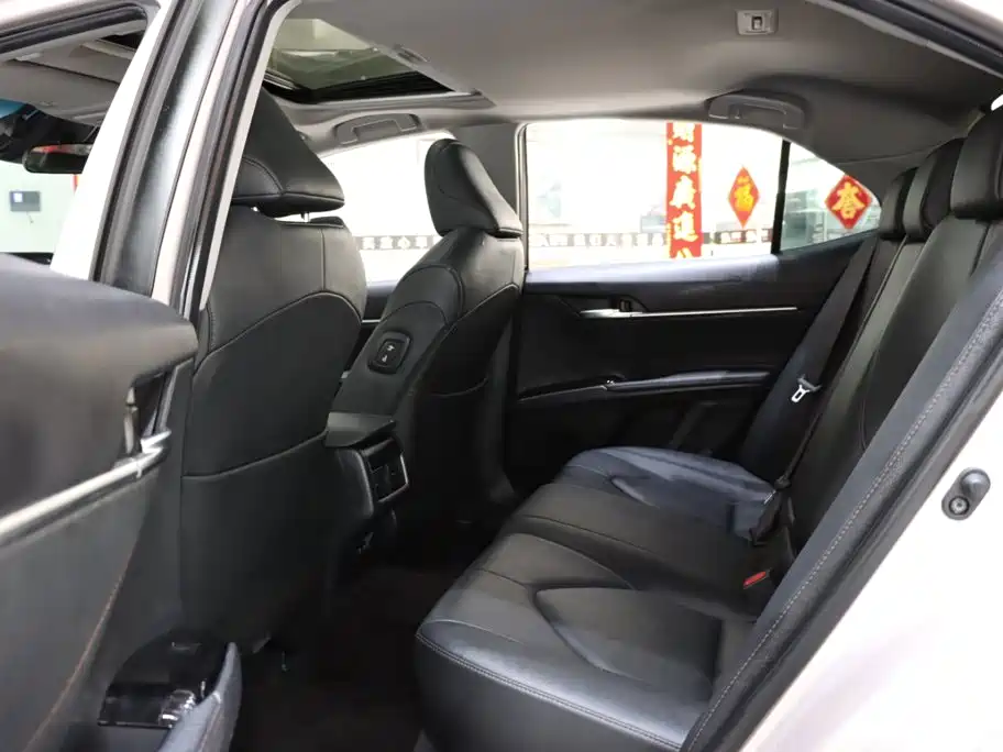 Toyota Camry 2023 2021 2.0G Luxury Edition