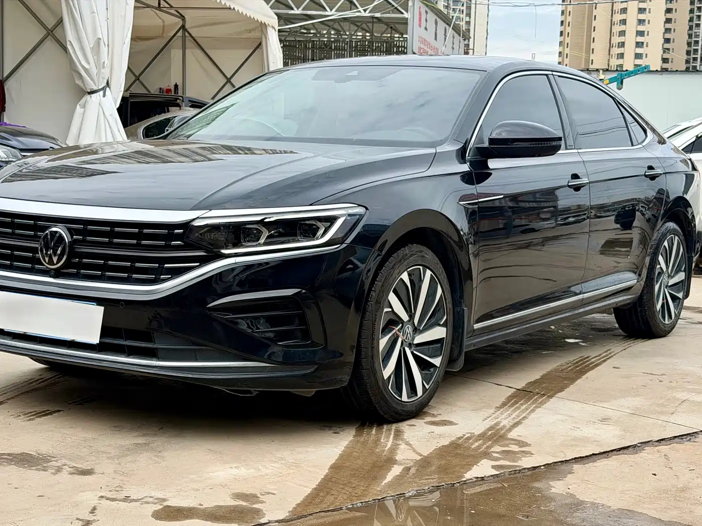 Volkswagen Passat 2025 Outstanding 380TSI Dragon Glory Edition