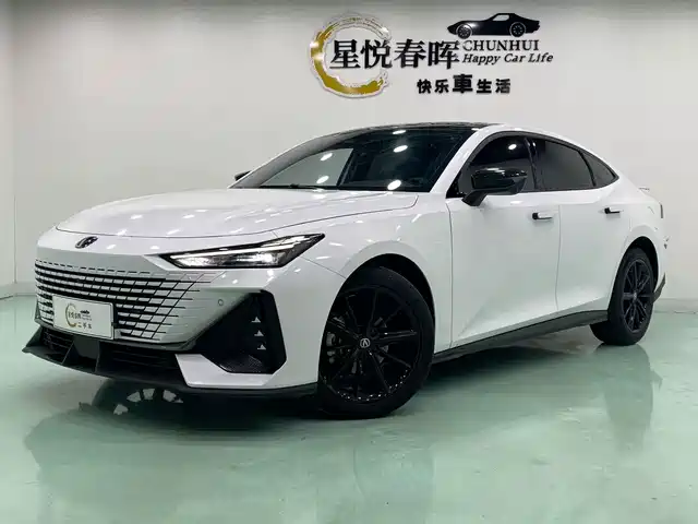 Changan UNI-V 1.5T, Премиум