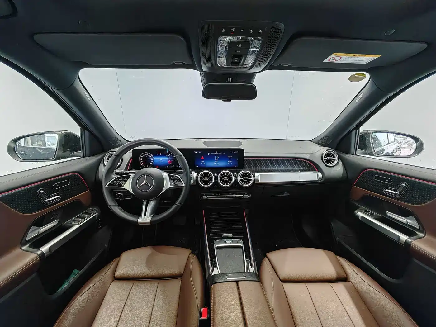 MERCEDES-BENZ GLB
