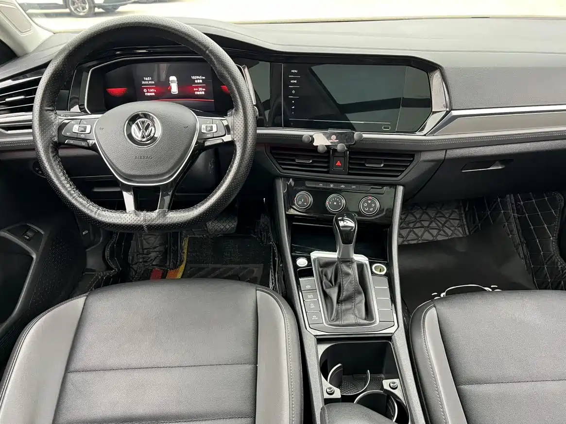 Volkswagen Sagitar 2021 200TSI DSG Fashion Smart Connect Edition фото 4
