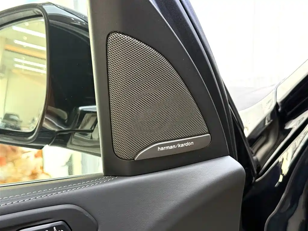 BMW X7 2022 xDrive40i Exclusive M Sport Package фото 20
