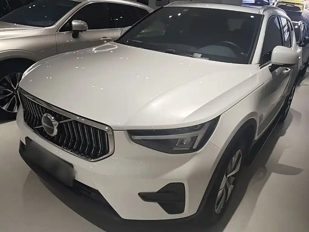 Volvo XC40 2024 B3 Smart Elite Luxury Edition