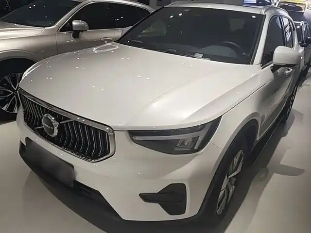 Volvo XC40 2024 B3 Smart Elite Luxury Edition