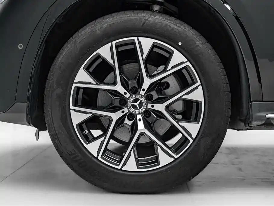 Mercedes-Benz GLC 2023 GLC 260 L 4MATIC Luxury 7-Seater фото 40