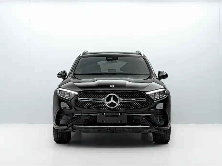 Mercedes-Benz GLC 2023 GLC 260 L 4MATIC Luxury 7-Seater фото 2
