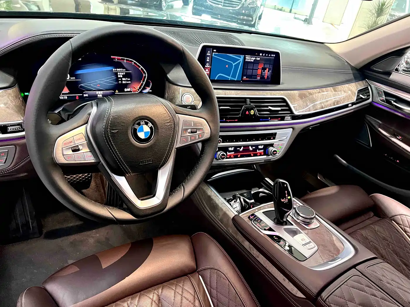 BMW 7 Series 2019 740Li Leading Luxury Package фото 5