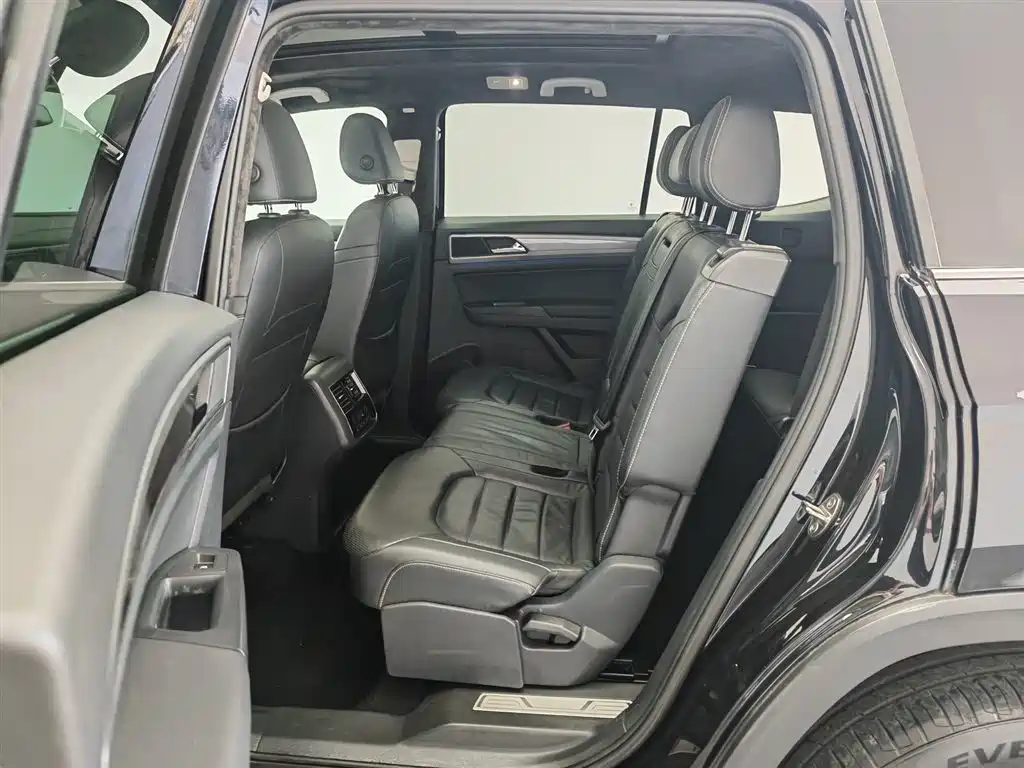 Volkswagen Teramont 2017 330TSI 2WD Luxury фото 15