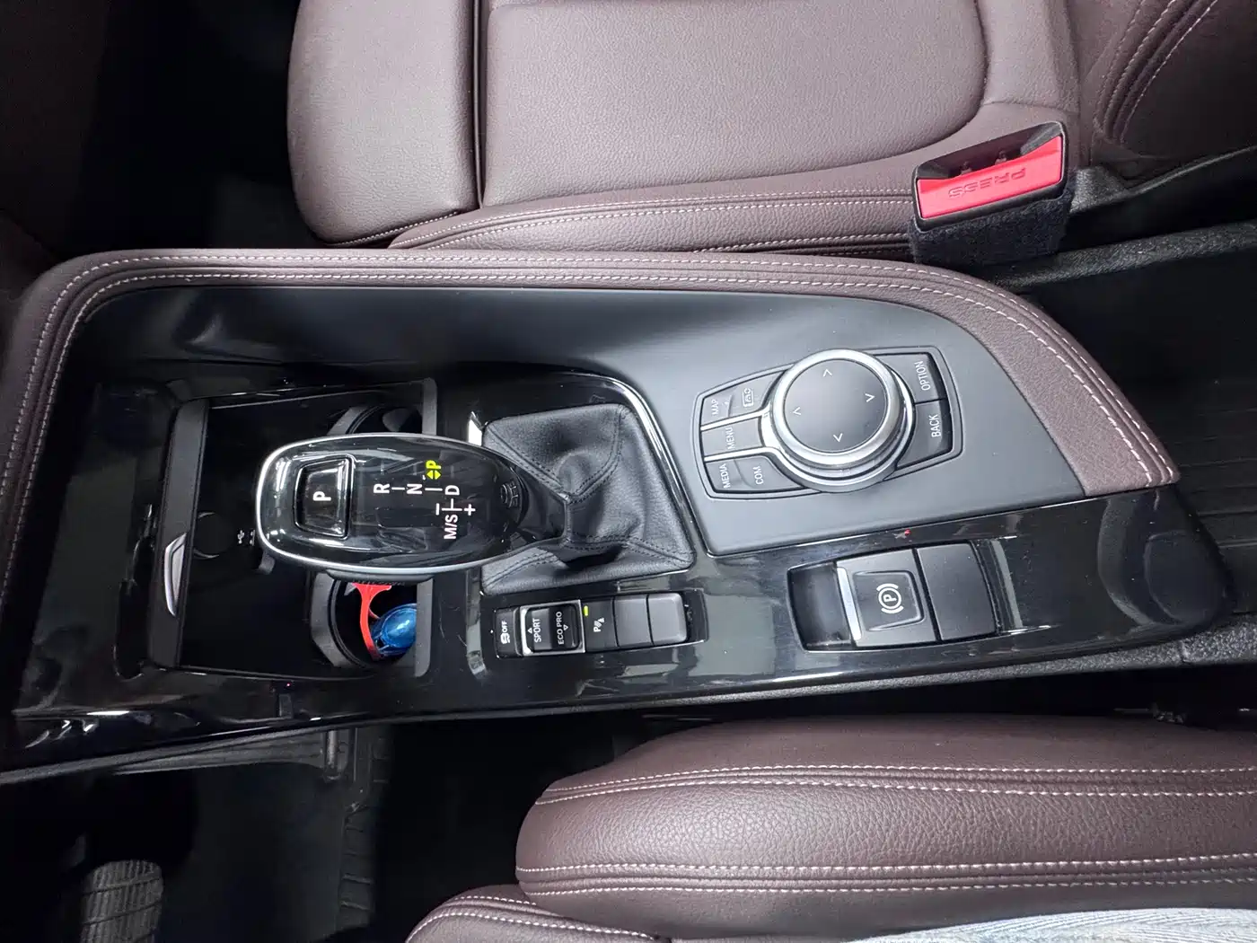 BMW X1 2022 sDrive20Li Premium фото 18