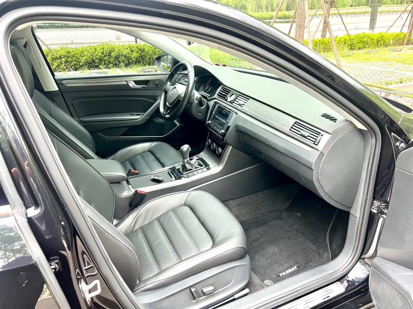 Volkswagen Passat 2017 330TSI DSG Prestige фото 15