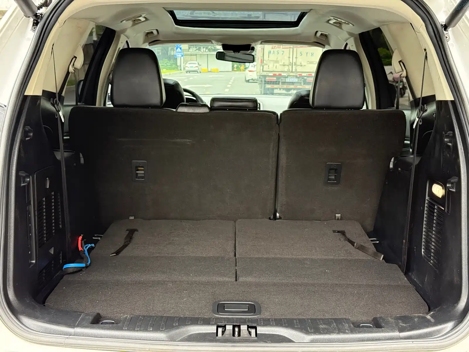 Фото 32 - Ford Edge