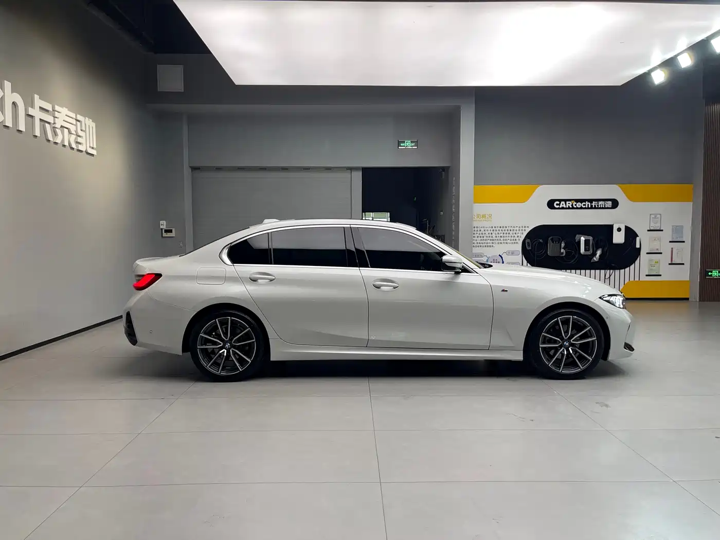 BMW 3 Series 2025 325Li M Sport Package фото 7