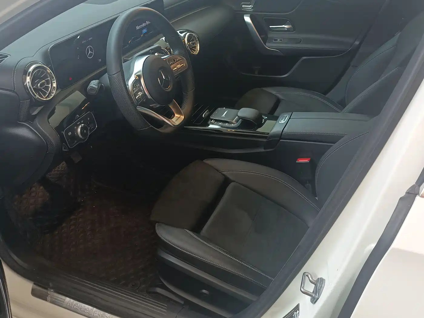 Mercedes-Benz A-Class 2020 Facelift A 200 L Sport Sedan Fashion фото 5