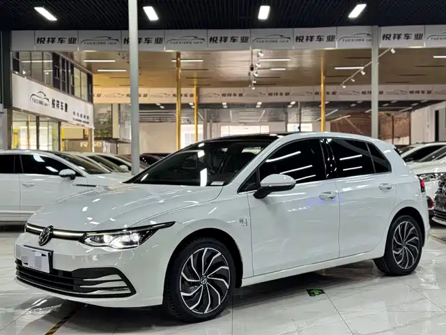 Volkswagen Golf 280TSI DSG Pro, 20 Юбилейная серия