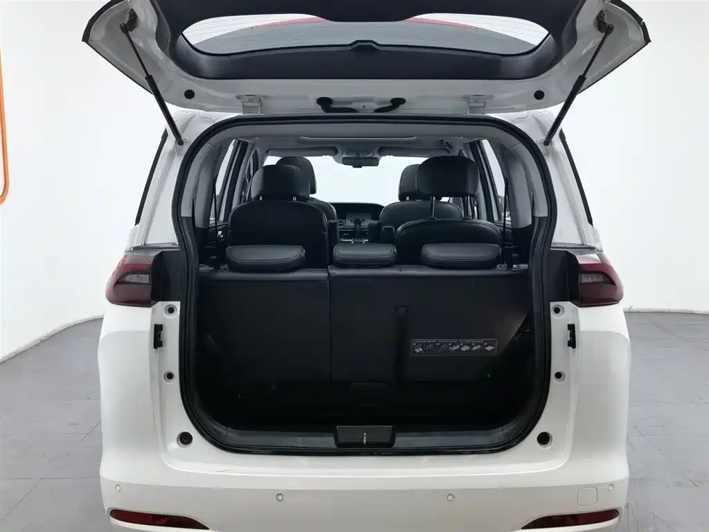 GAC Trumpchi Trumpchi M6 2019 270T DCT Premium Edition (7-seater) (China VI) фото 16