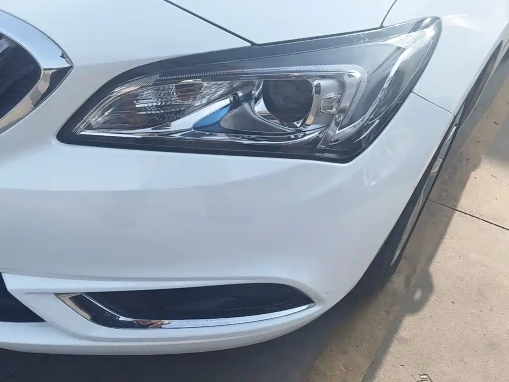 Buick Verano 2015 2015 Sedan 15S Automatic Leading