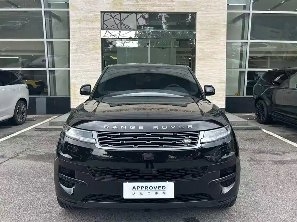 Land Rover Range Rover Sport 2025 360PS S фото 2