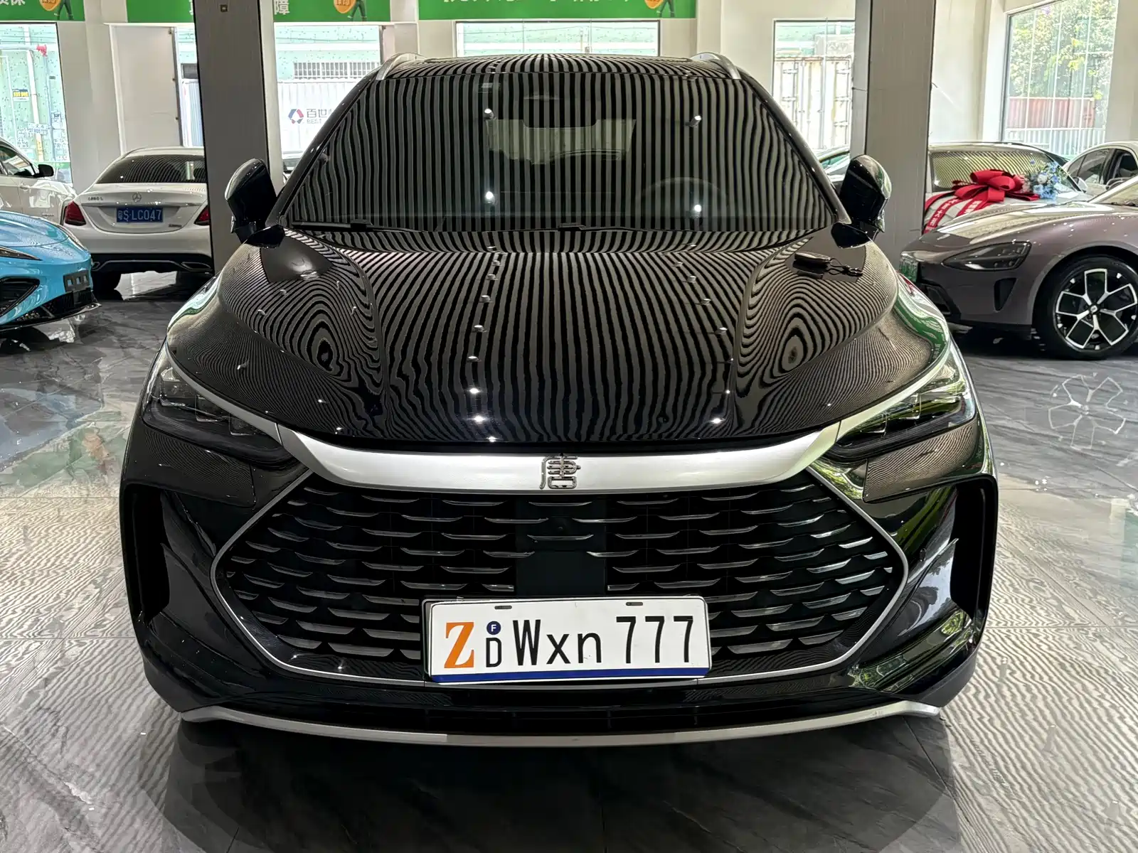 Фото 2 - BYD Tang New Energy