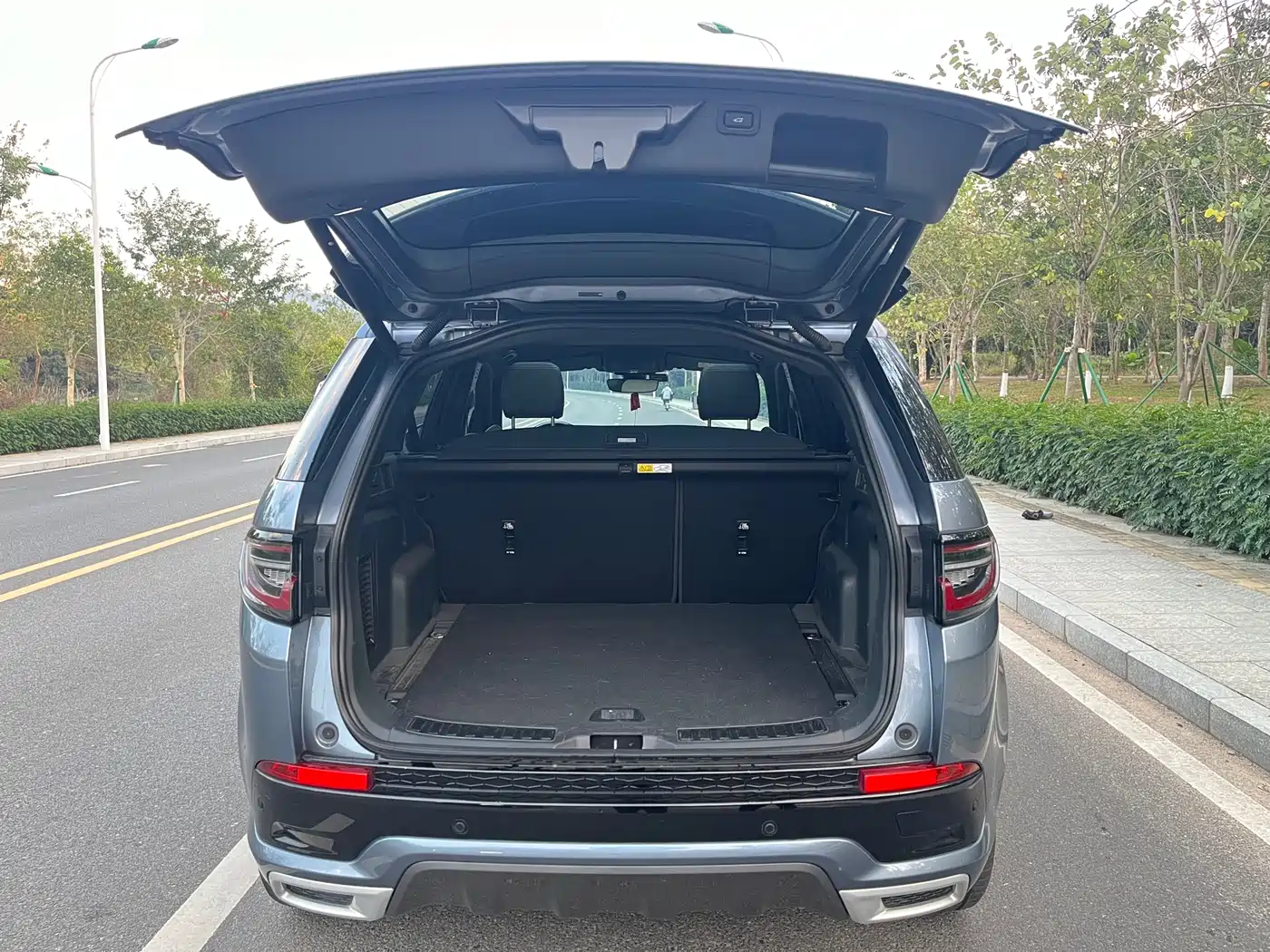 Land Rover Discovery Sport 2021 249PS R-Dynamic SE Performance Technology Edition 5-seater фото 18