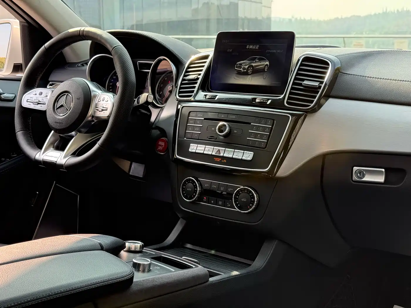 Mercedes-Benz GLE Coupe 2018 GLE 320 4MATIC Coupe SUV фото 18