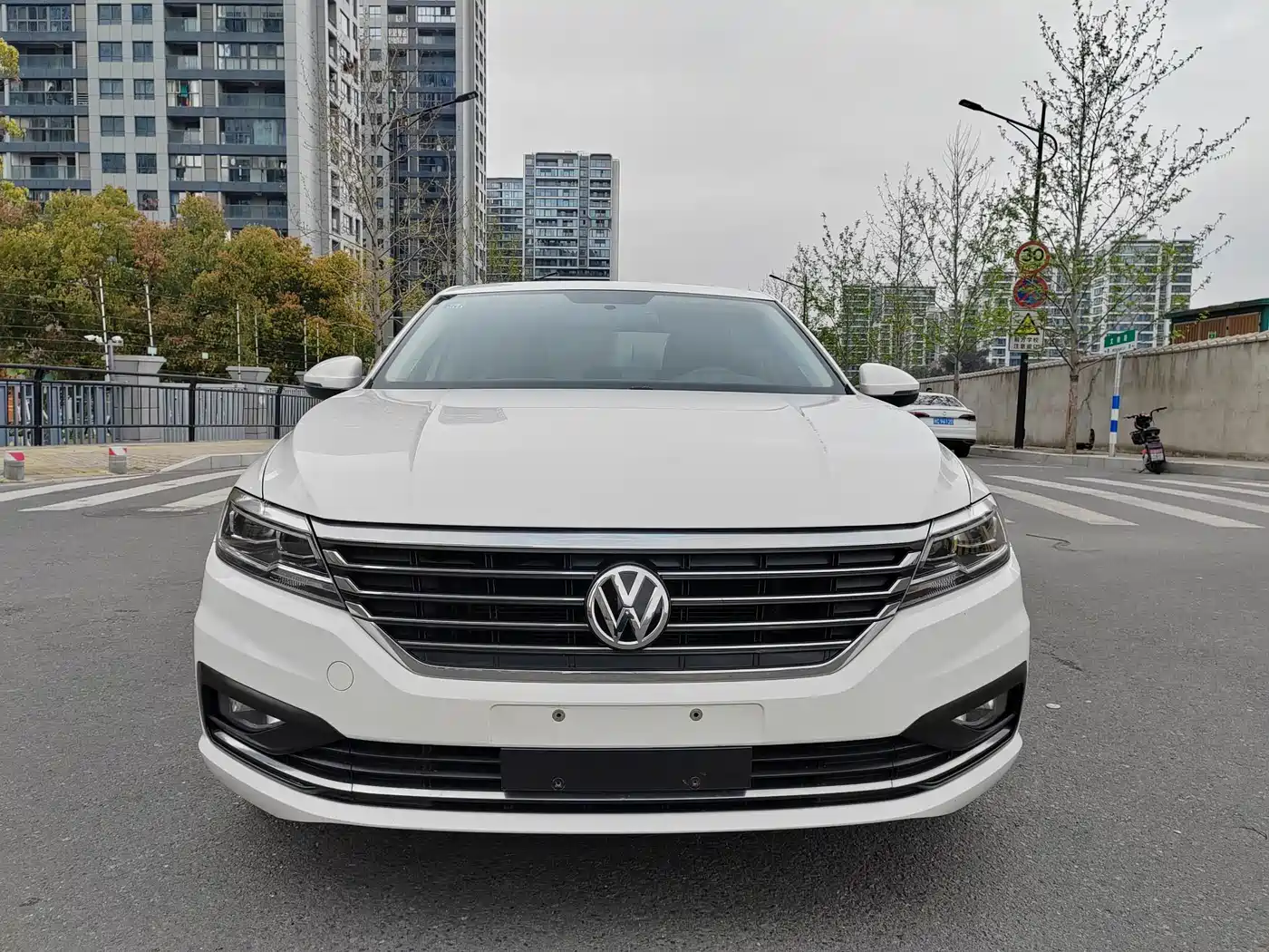 Volkswagen Lavida 2019 280TSI DSG Comfort Edition China VI фото 2