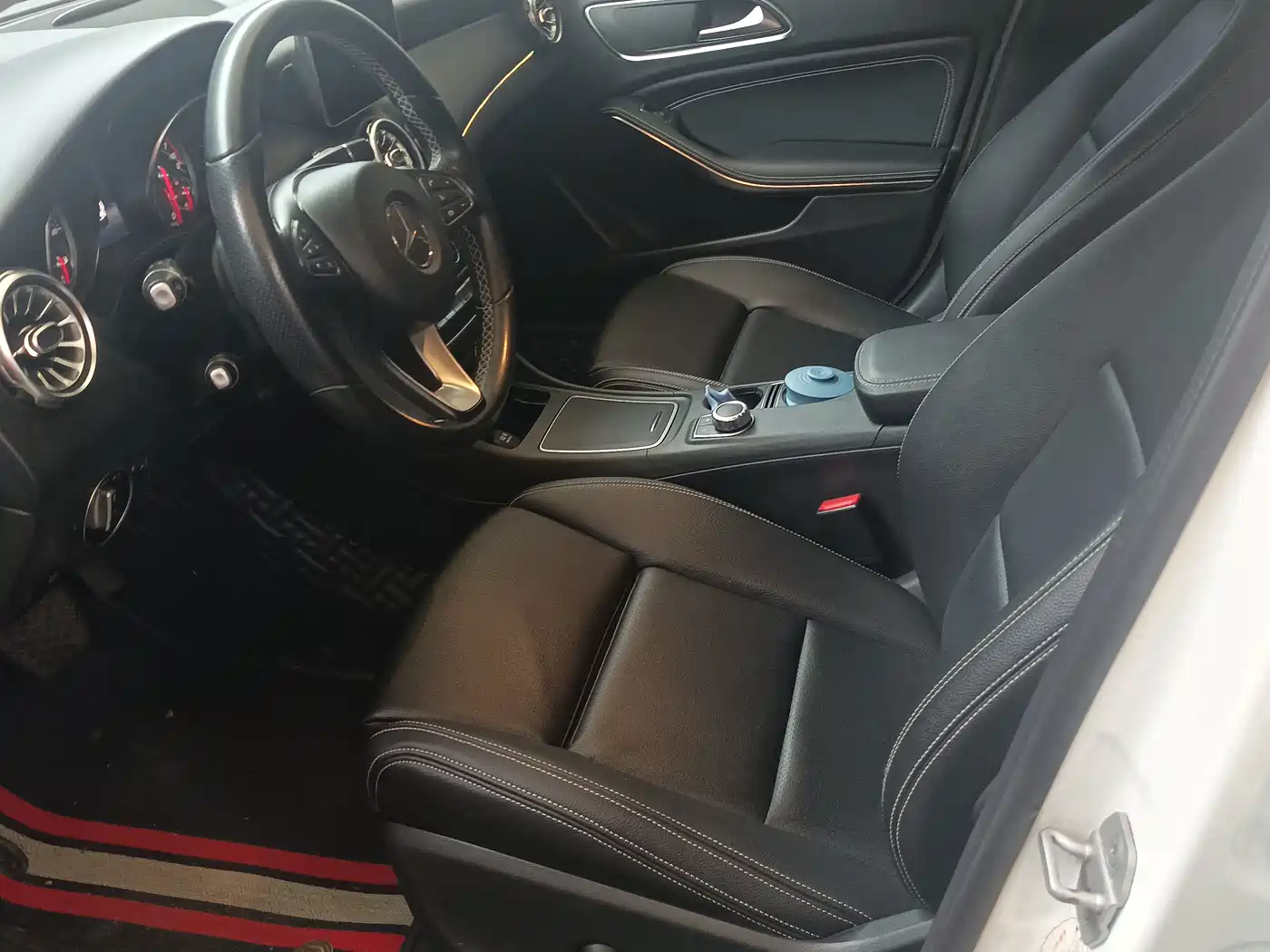 Mercedes-Benz GLA 2017 GLA 200 Dynamic фото 5