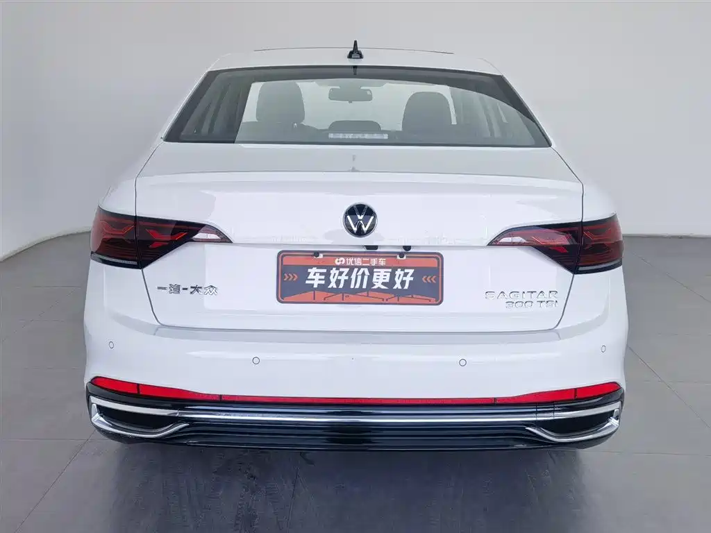 Volkswagen Sagitar 2025 300TSI DSG Surpass Edition фото 4
