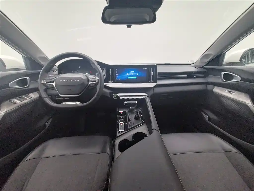 Baojun Valli 2021 1.5T Yili Ranch CVT Luxury фото 5