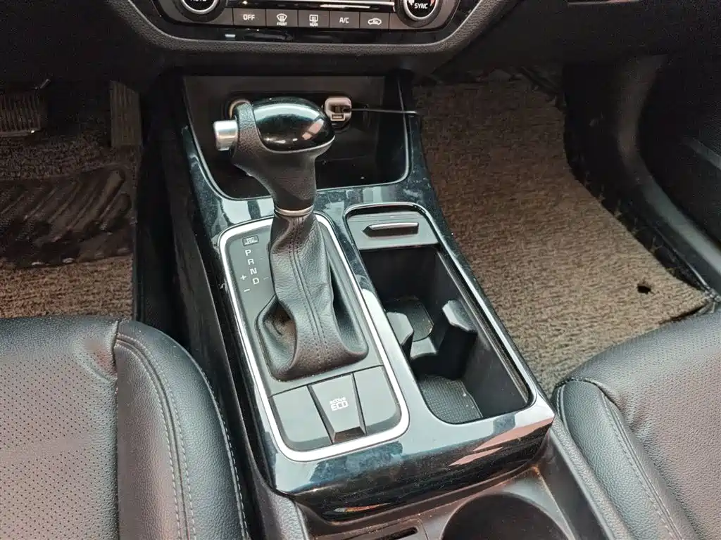 Kia K4 2015 1.8L Automatic GLS Special фото 14