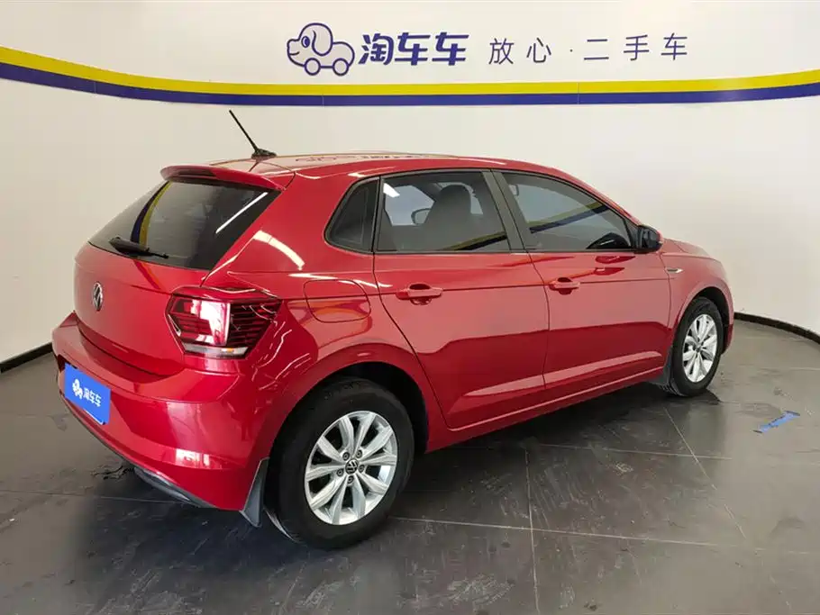 Volkswagen Polo 2021 Plus 1.5L Automatic Colorful Tech Edition фото 3