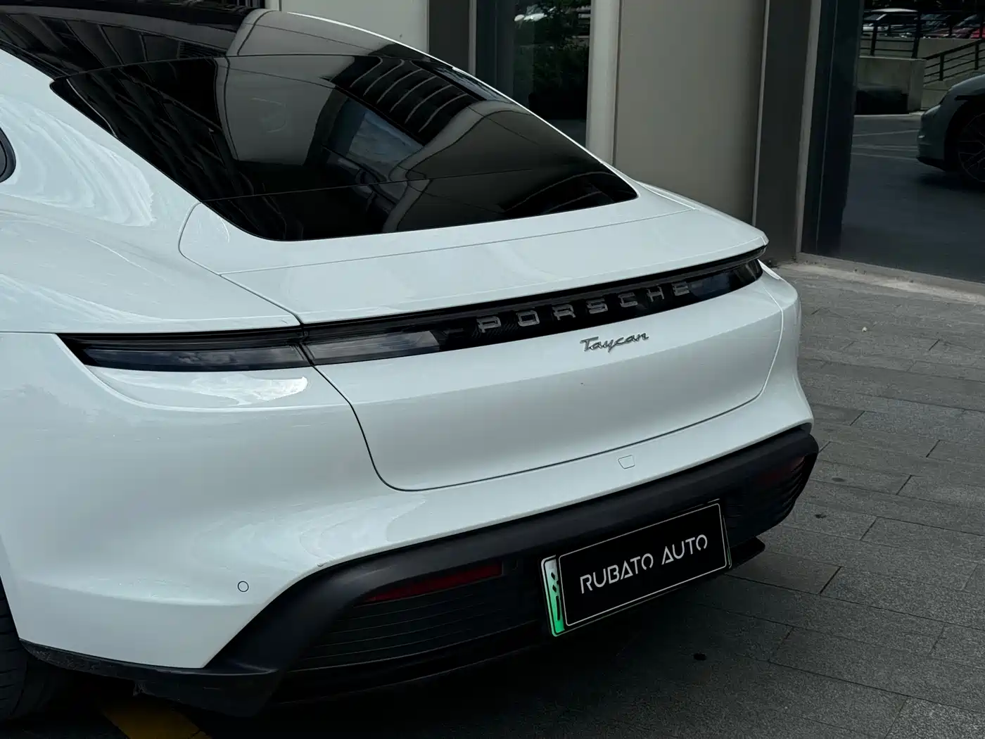 Porsche Taycan 2020 Taycan фото 8