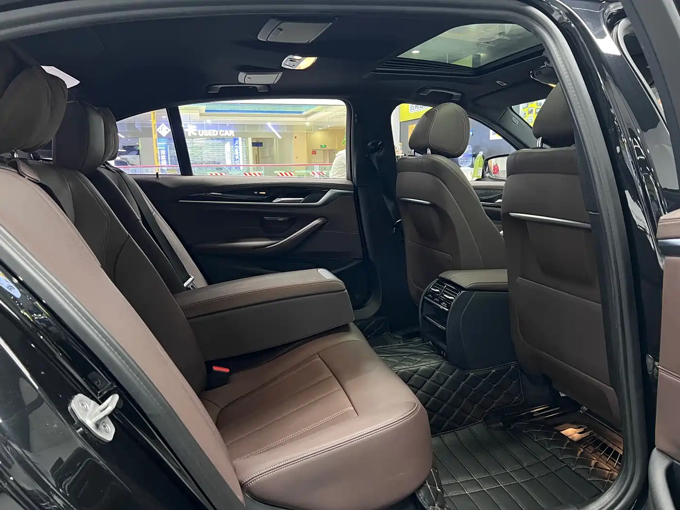 BMW 5 Series 2020 525Li M Sport Package фото 25