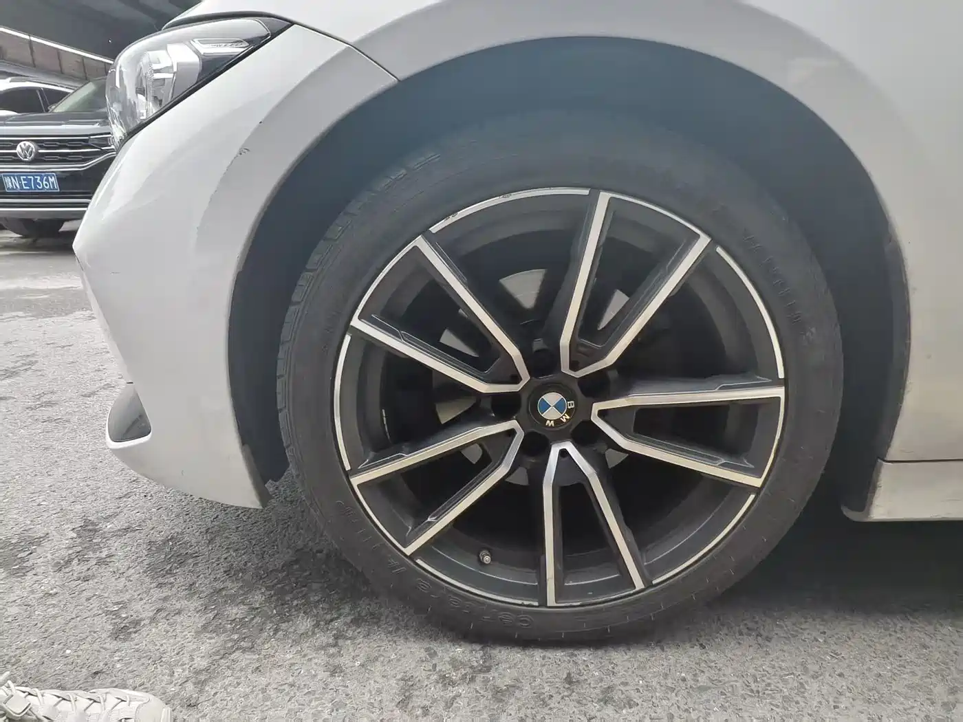 BMW 3 Series 2023 320Li M Sport Package фото 5