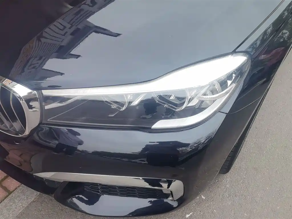 BMW 7 Series 2018 730Li Leading Type M Sport Package фото 24