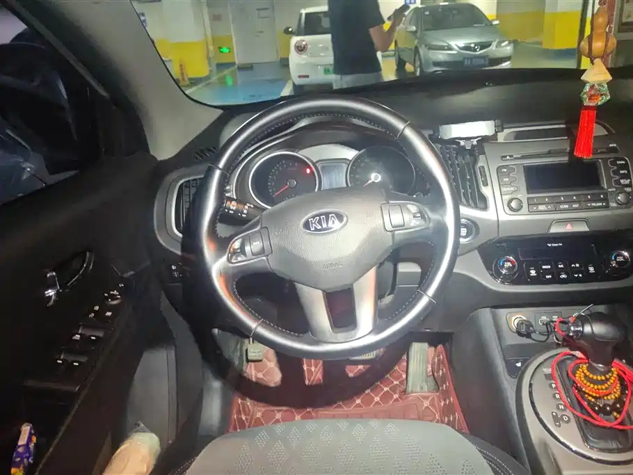Kia Sportage 2015 2.0L Automatic 2WD DLX фото 15