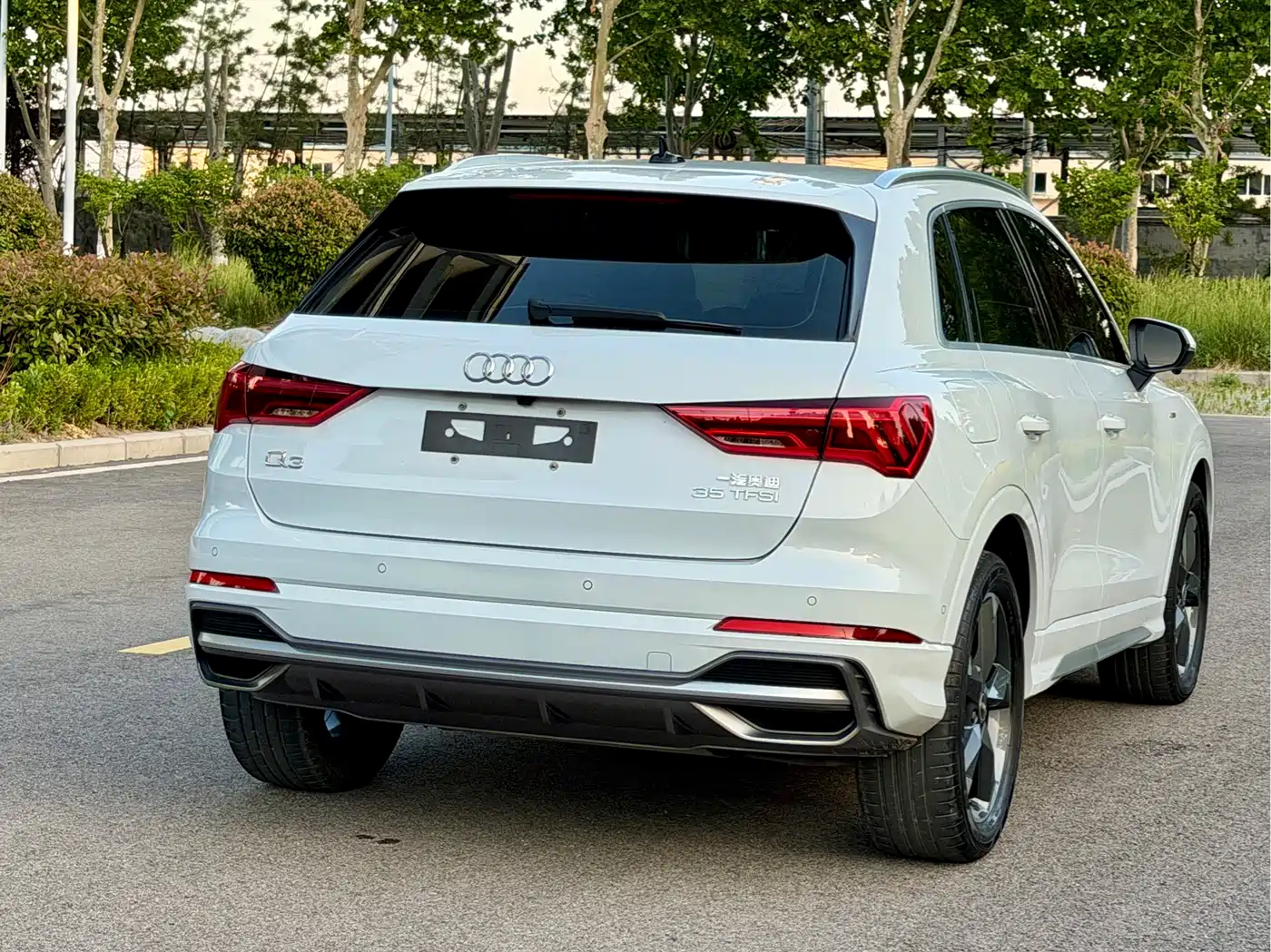 Audi Q3 2022 35 TFSI Fashion Dynamic фото 18