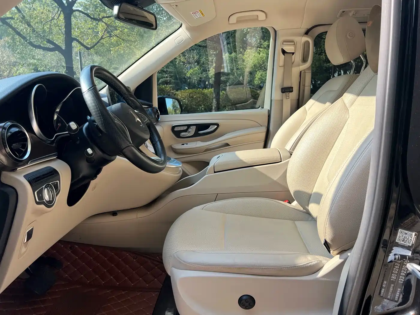 Mercedes-Benz V-Class 2021 V 260 Pilot Edition фото 9