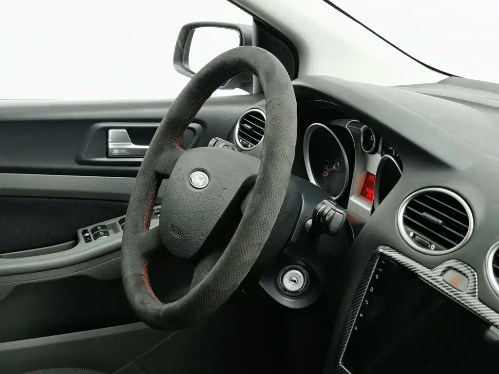Ford Focus 2010 2011 Hatchback 1.8L Manual Classic