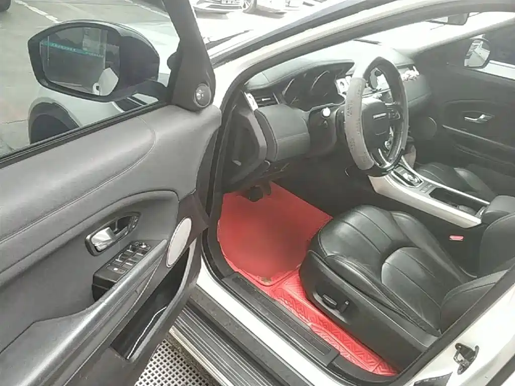 Land Rover Range Rover Evoque 2018 240PS PURE Trend фото 16