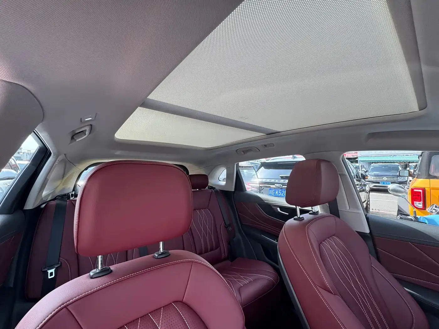 Hongqi HS5 2026 2.0T 2WD Qi Enjoyment Pro Edition фото 12
