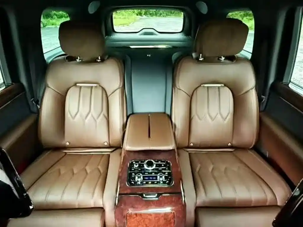 Hongqi Guoyao 2022 4.0T Premium Flagship 4-Seater фото 7
