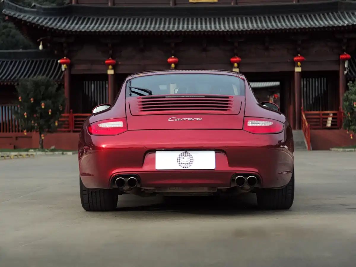 Porsche 911 2010 Carrera 3.6L фото 3